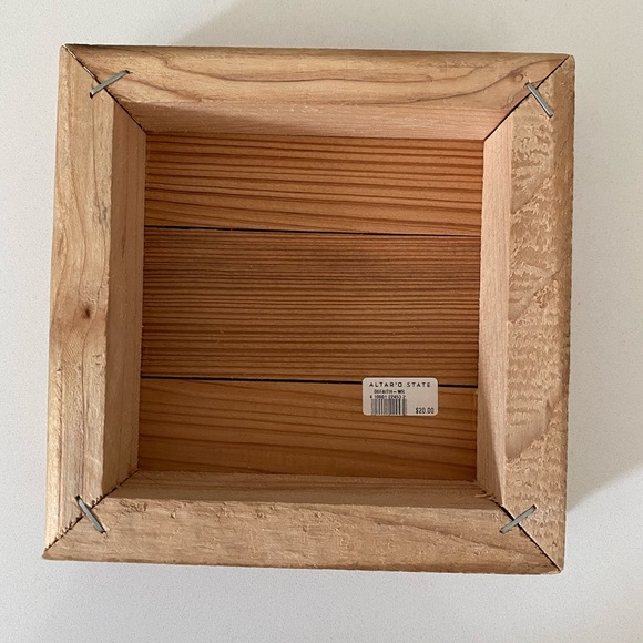 Altar’s state faith decor. - Picture 5 of 6